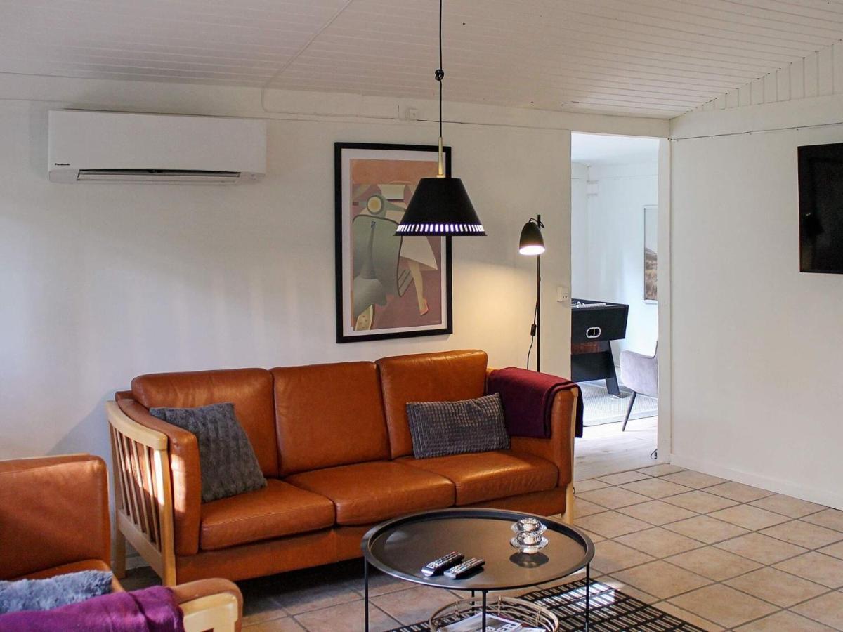 8 Person Holiday Home In R M Kongsmark Ngoại thất bức ảnh